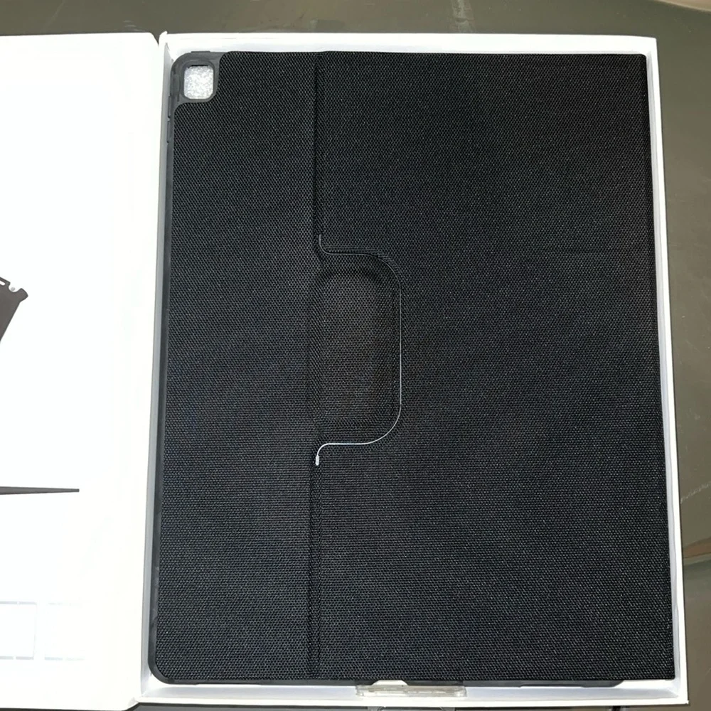 NWT INCASE BOOK JACKET REVOLUTION FOR iPAD PRO (12.9-inch) COLOR BLACK